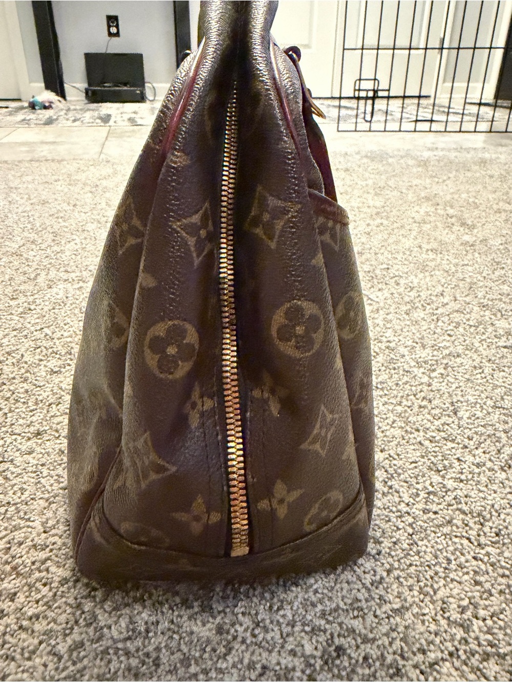 Louis Vuitton Deauville Monogram Satchel, black Model M4726 - Picture 12 of 14